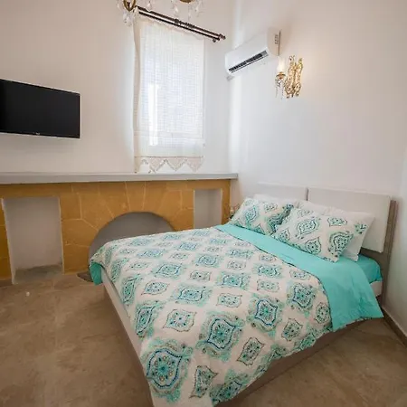 Homestay Taskonak & Restaurant